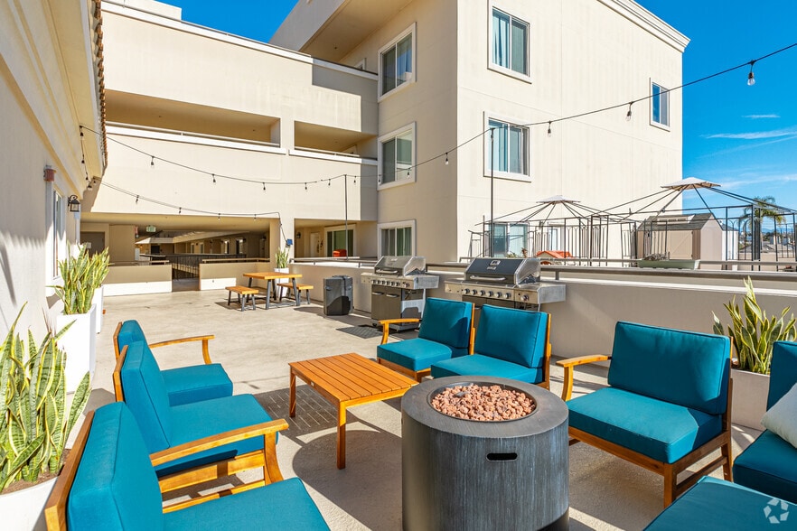 More Photos Of 819-825 D Ave, National City Apartments For Lease