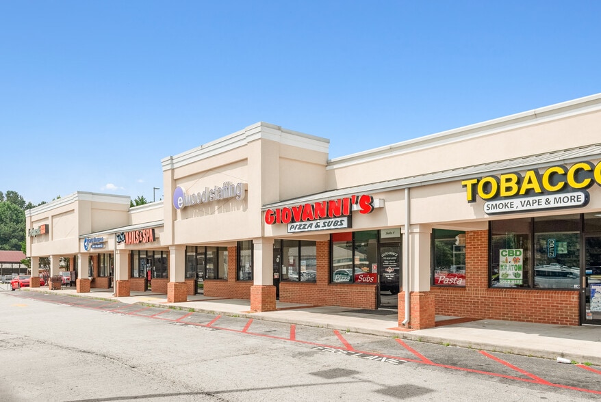 More Photos Of 1124 N Park St, Carrollton Unknown For Lease