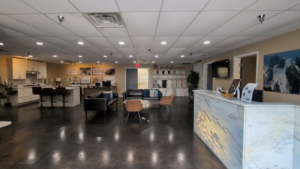 More Photos Of 2572 Horse Pasture Rd, Virginia Beach Warehouse For Lease