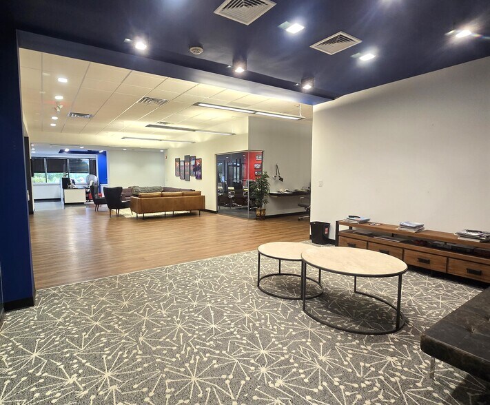 More Photos Of 1180 McDermott Dr, West Chester Office For Lease