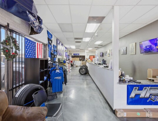 More Photos Of 421 E Walnut St, Garland Warehouse For Sale