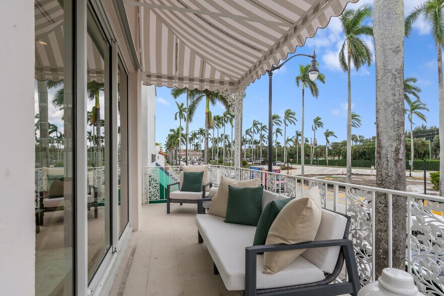 More Photos Of 255 Royal Poinciana Way, Palm Beach Storefront Retail Residential For Sale