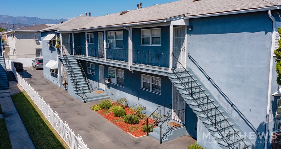 More Photos Of 421-& 427 E Acacia Ave, Glendale Apartments For Sale