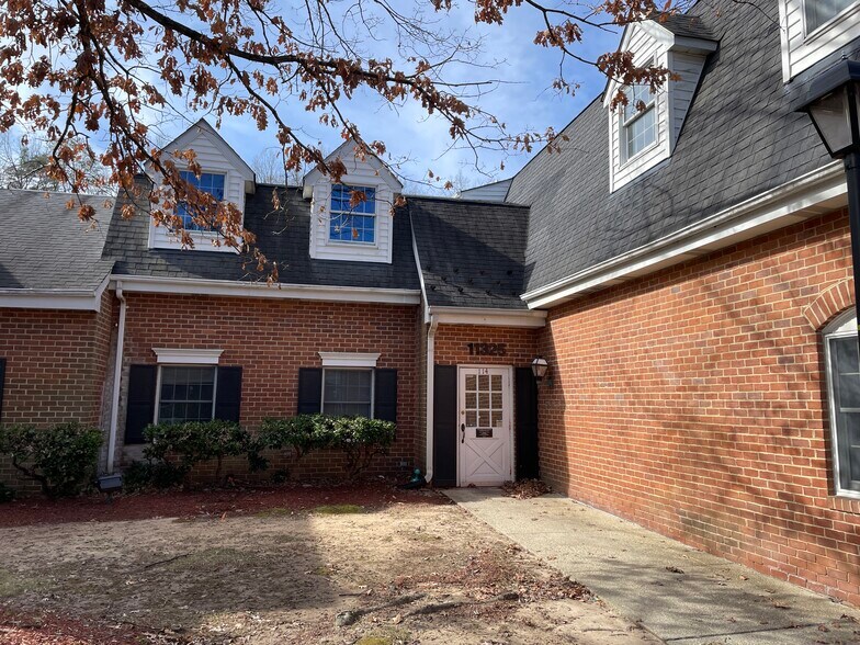 More Photos Of 11325 Pembrooke Sq, Waldorf Medical For Sale