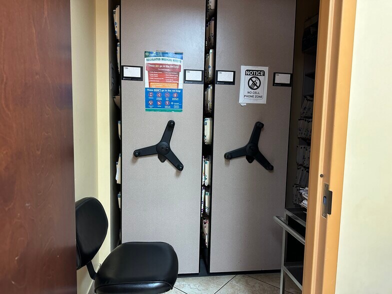 More Photos Of 6000 Turkey Lake Rd, Orlando Medical For Lease