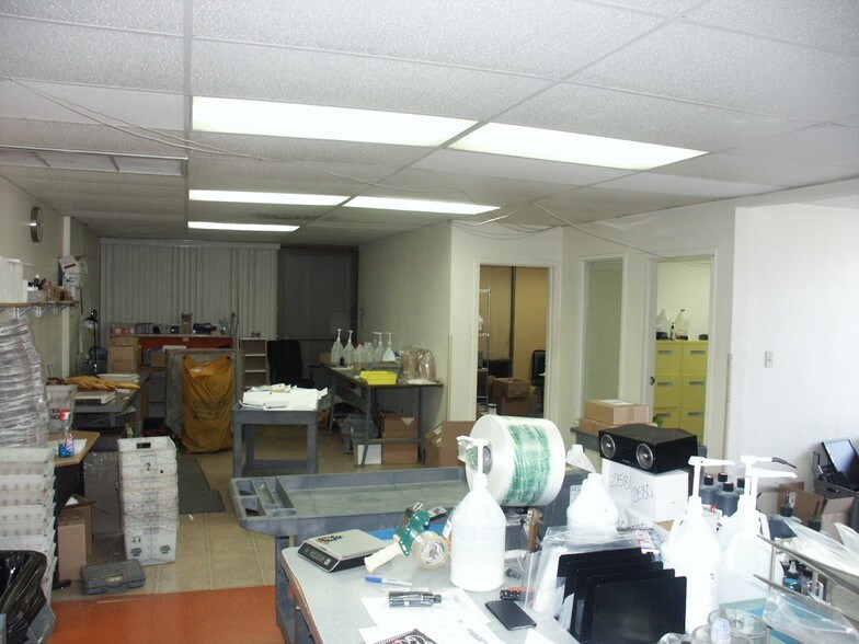 More Photos Of 6501 N Black Canyon Fwy, Phoenix Industrial For Sale