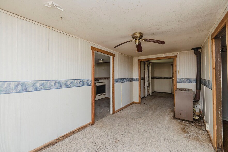 More Photos Of 1610 W 6th Ave, El Dorado General Retail For Sale