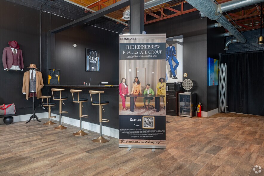 More Photos Of 631 N Central Ave, Atlanta Storefront For Sale