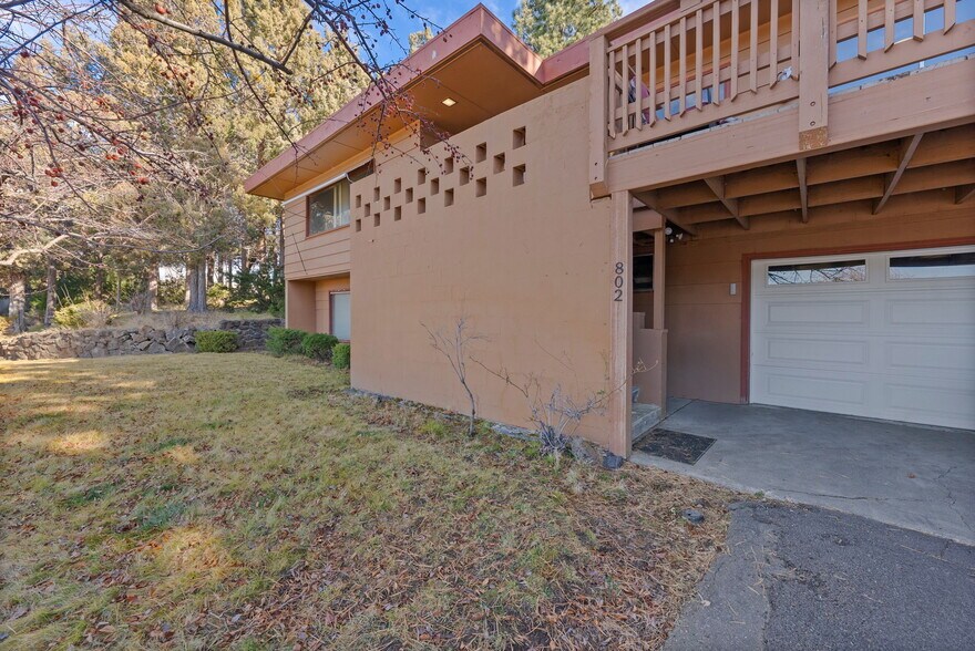 More Photos Of 3105 NW O. B. Riley Rd, Bend Hotel For Sale