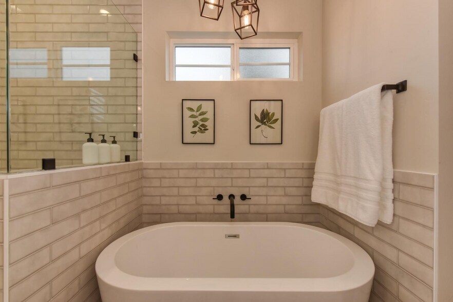 More Photos Of 908 Bidwell St, Folsom Multifamily For Sale