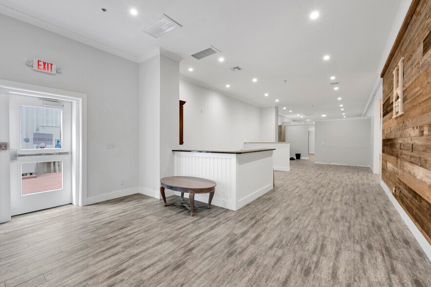 More Photos Of 11746 Barin Field rd, Foley Manufacturing For Lease