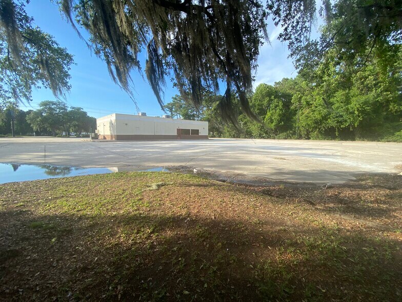More Photos Of 9842 Ocean Hwy, Pawleys Island Convenience Store For Sale
