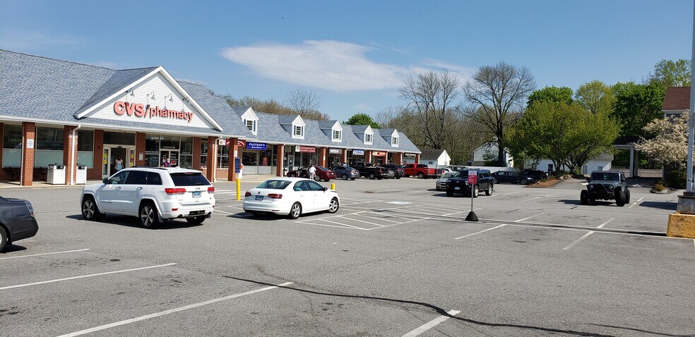 More Photos Of 119 S Main St, Colchester Unknown For Lease