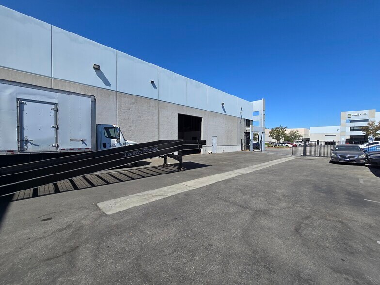 More Photos Of 6638 Doolittle Ave, Riverside Warehouse For Sale
