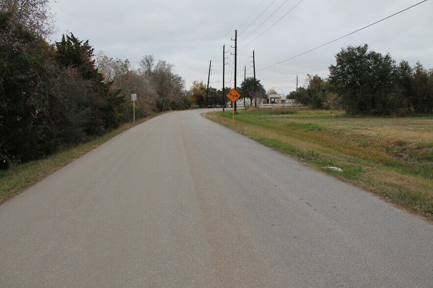 More Photos Of 0000 Fulshear Katy Road, Fulshear Land For Sale