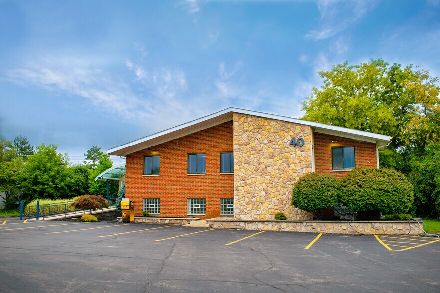 Primary Photo Of 40 Wildbriar Rd, Rochester Office For Lease