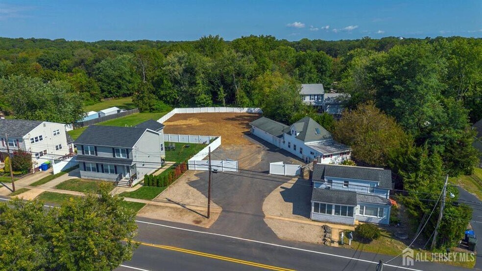 More Photos Of 40 Amboy Rd, Old Bridge Flex For Sale