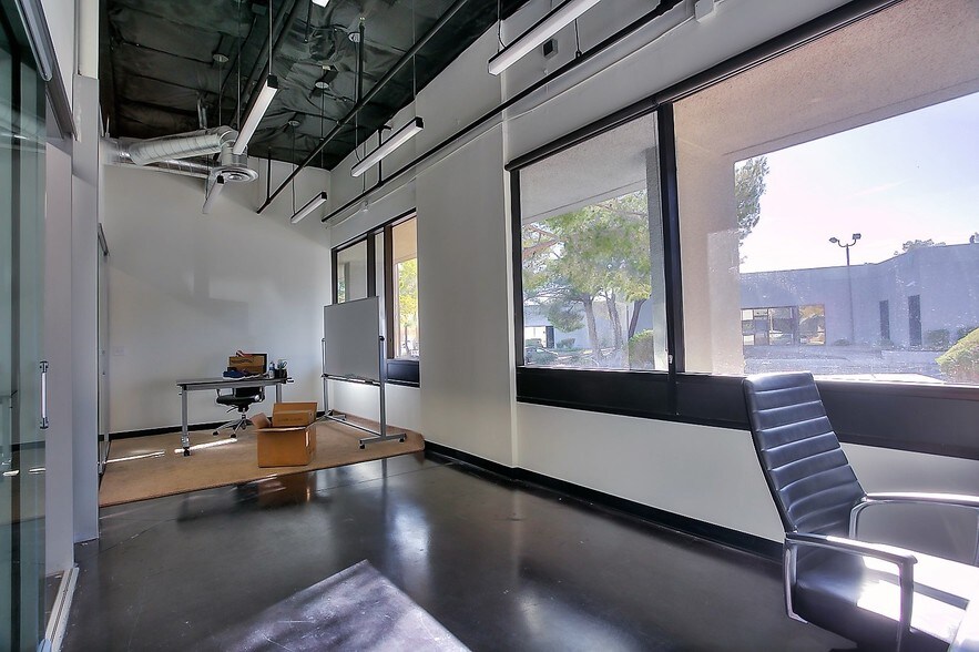 More Photos Of 5 Longevity Dr, Henderson Research And Development For Sale