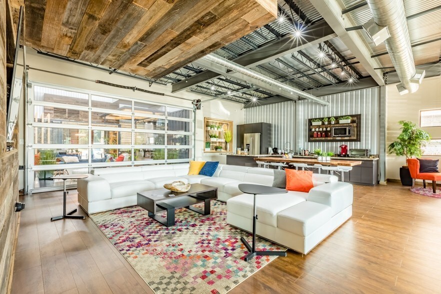 More Photos Of 1310 Rayford Park Rd, Spring Coworking Space