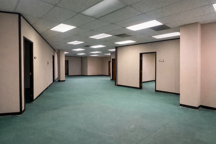More Photos Of 1-3 E Main St, Flemington Office For Sale