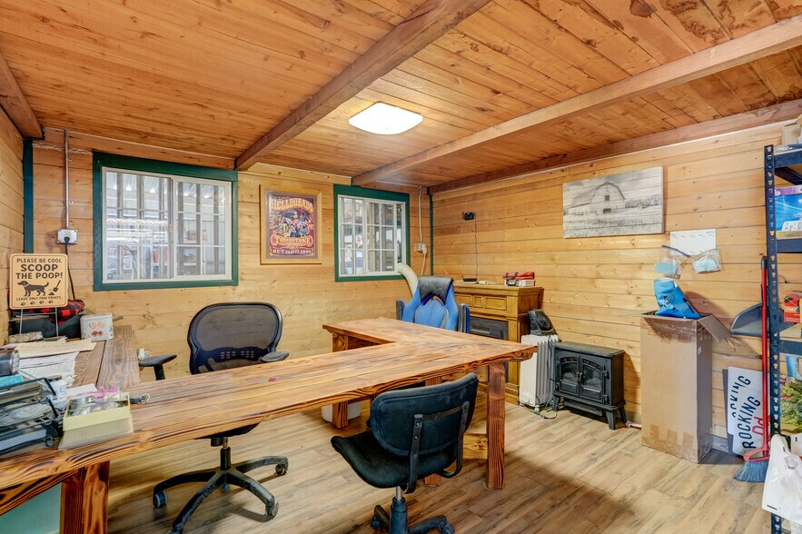 More Photos Of 7950 N Coyote Springs Rd, Prescott Valley Horse Stables For Sale