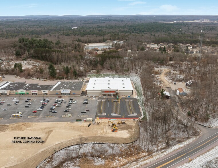 More Photos Of 117 Commerce St, Wisconsin Dells General Retail For Sale