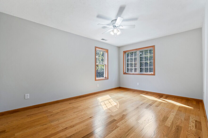 More Photos Of 41 Hobbs Rd, West Newfield Specialty For Sale