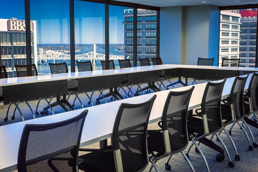 More Photos Of 101 S 5th St, Louisville Office For Lease