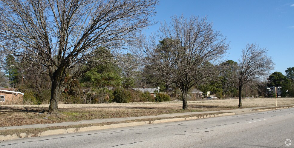 More Photos Of 700 Tarboro St W, Wilson Land For Sale