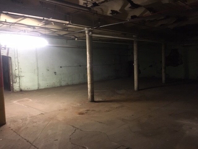 More Photos Of 20 Payton St, Lowell Industrial For Sale