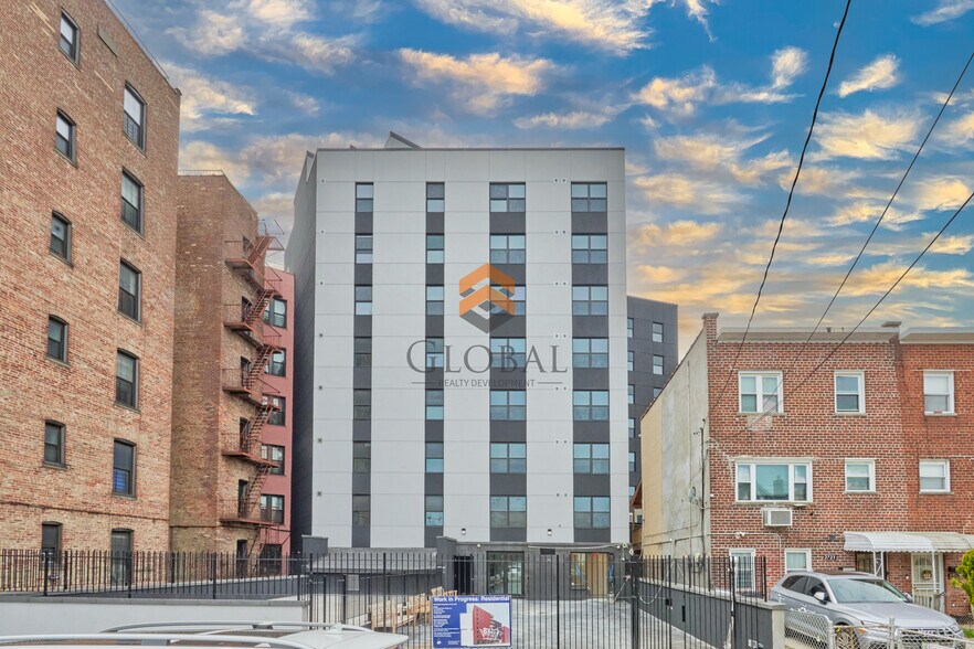 Primary Photo Of 2721 Colden Ave, Bronx Apartments For Lease