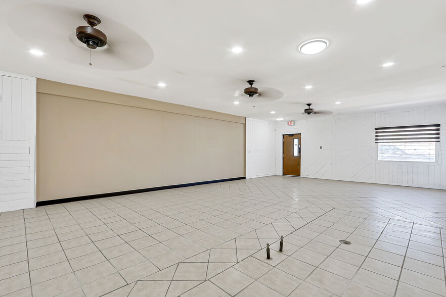 More Photos Of 2222 Bassett Ave, El Paso Storefront Retail Residential For Sale