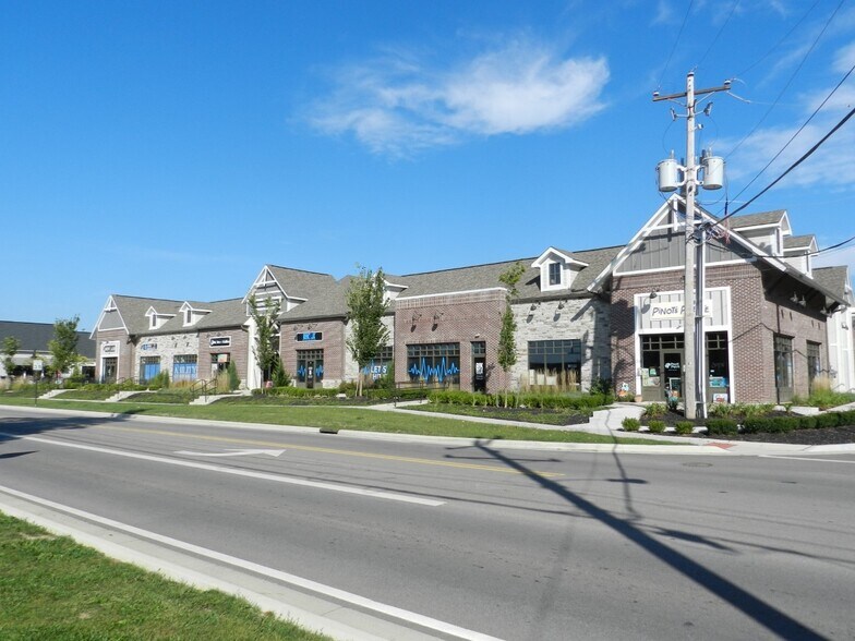 More Photos Of 170 W Olentangy St, Powell Storefront For Lease