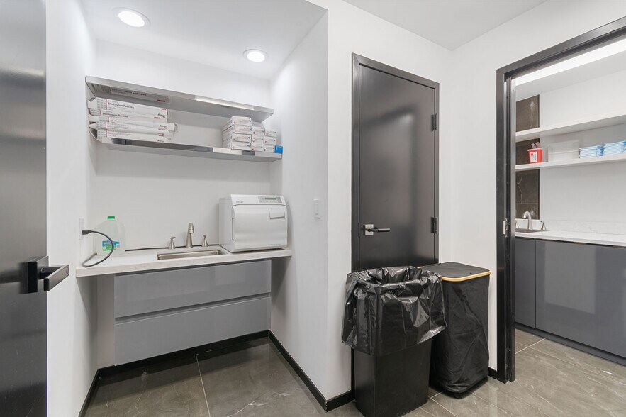 More Photos Of 1500 7th St, San Francisco Coworking Space