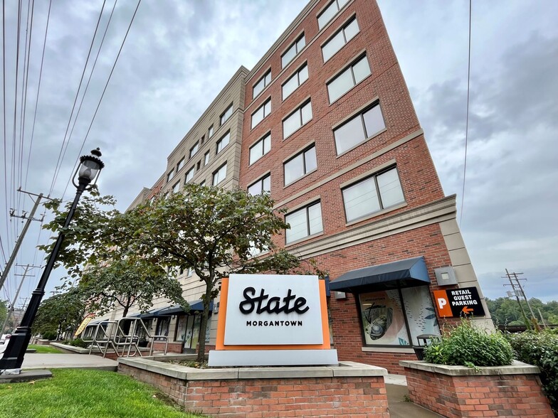 Primary Photo Of 333 Beechurst Ave, Morgantown Storefront Retail Residential For Lease