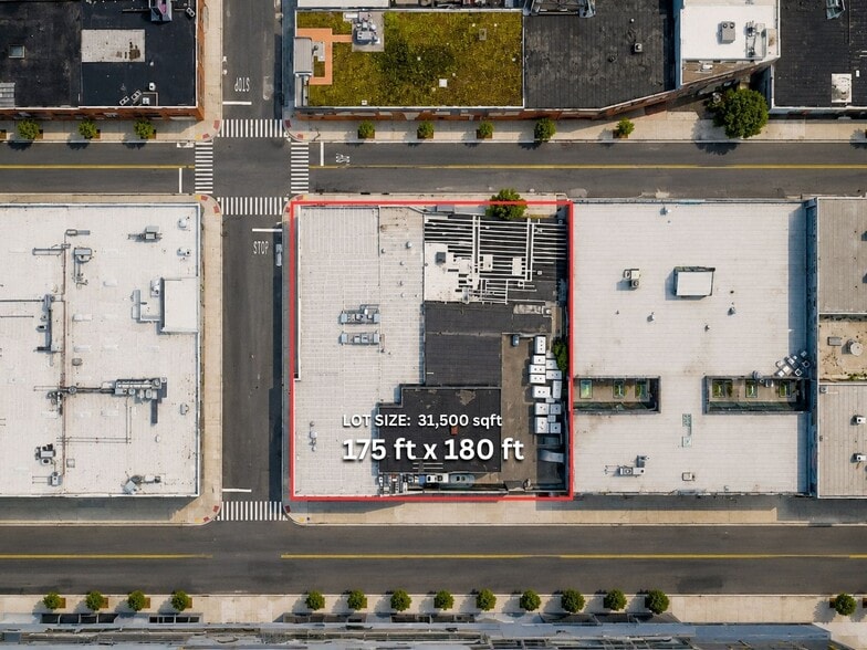 More Photos Of 23-01 Borden Ave, Long Island City Warehouse For Sale