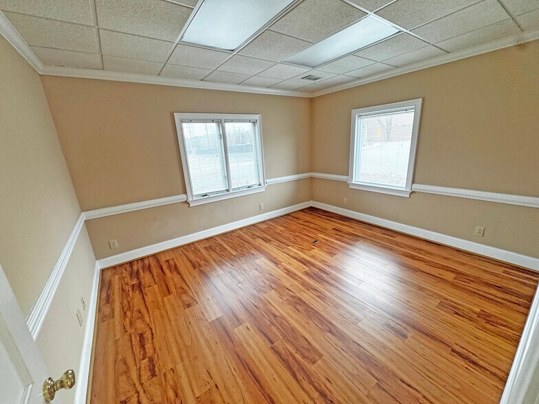 More Photos Of 4715 Bethania Station Rd, Winston-Salem Light Manufacturing For Lease