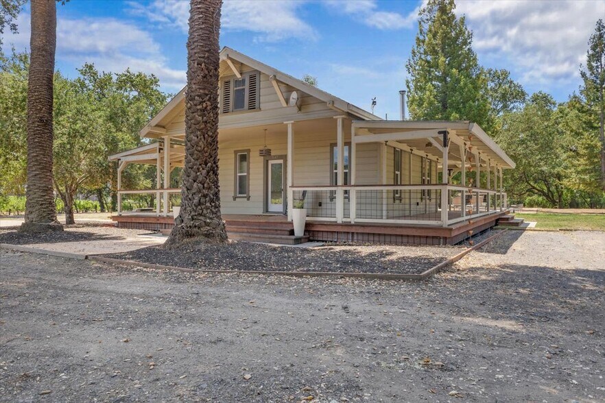 More Photos Of 5647 Highway 128, Geyserville Multifamily For Sale