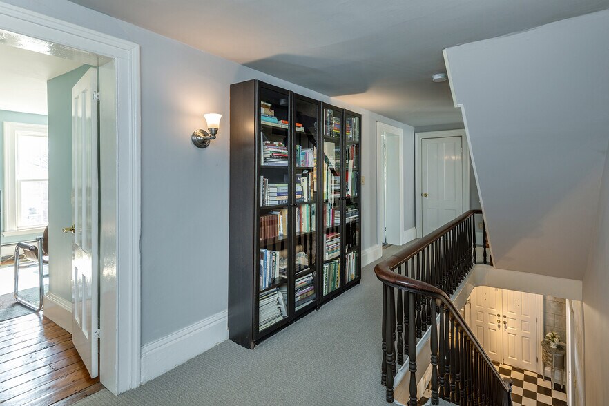More Photos Of 259 Main St S, Woodbury Apartments For Lease
