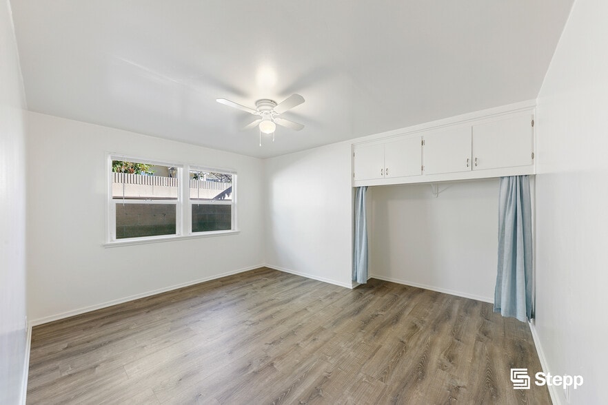 More Photos Of 1825 Stanley Ave, Signal Hill Apartments For Sale