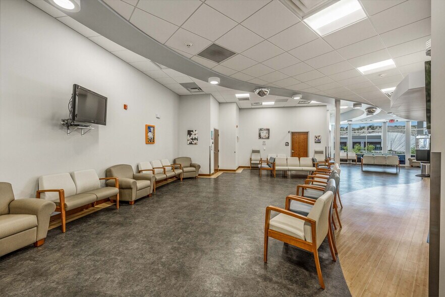 More Photos Of 4401 E Lohman Ave, Las Cruces Medical For Sale