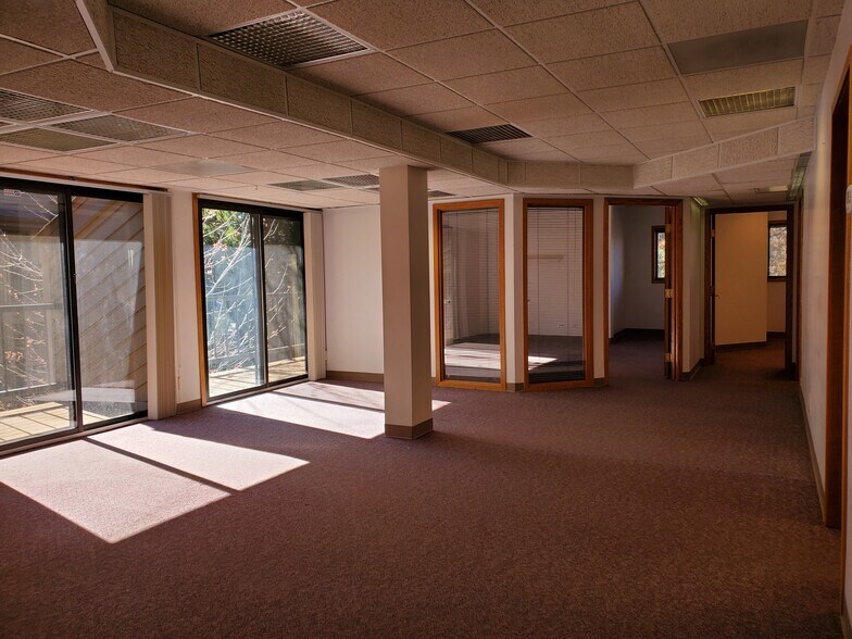 More Photos Of 6416-6424 S Quebec St, Englewood Coworking Space