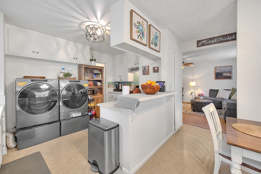 More Photos Of 275-299 Monte Vista St, La Habra Apartments For Sale