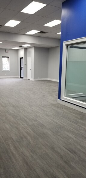 More Photos Of 4450 Corporate Dr, Burlington Warehouse For Lease