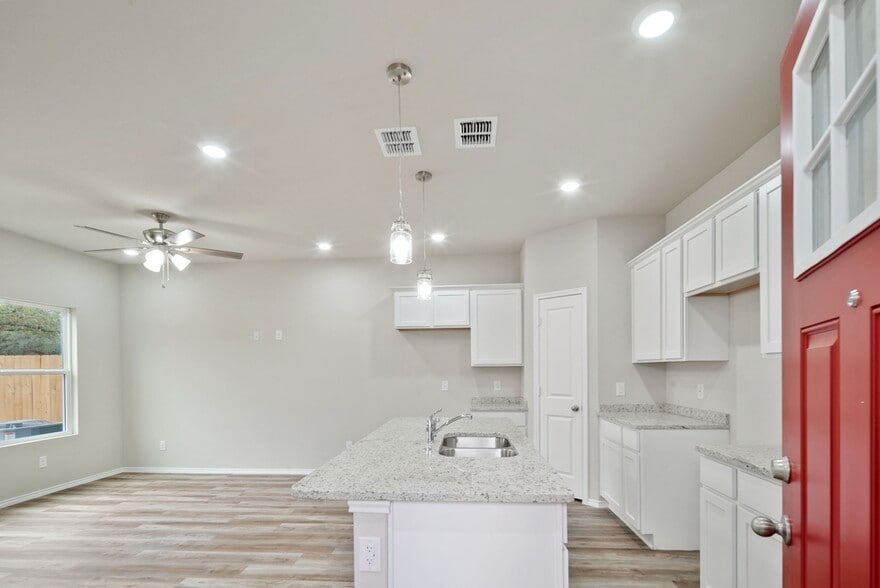 More Photos Of 3501 Renfro St, Burleson Apartments For Sale