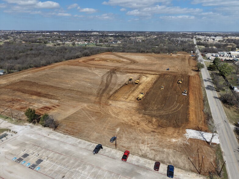 More Photos Of 7200 Anglin Dr, Forest Hill Industrial For Lease