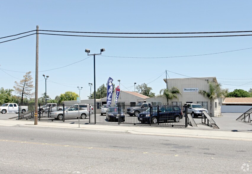 More Photos Of 854 Crows Landing Rd, Modesto Auto Dealership For Sale