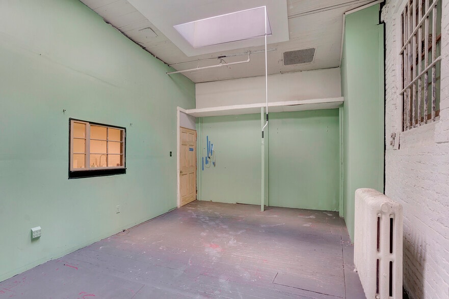 More Photos Of 45 Broadway, Brooklyn Storefront Retail Residential For Lease