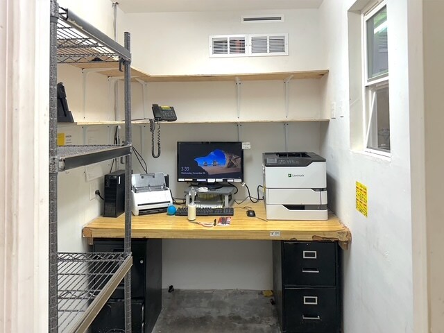 More Photos Of 616 US Highway 181, Taft Freestanding For Sale