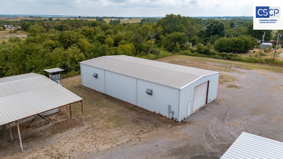 More Photos Of 1175 State Hwy 19, Chickasha Manufacturing For Lease